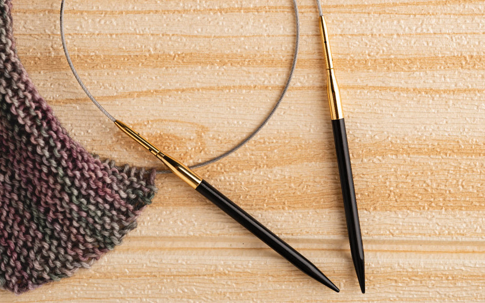 Knit 5 quick winter knitting projects using wooden knitting needles