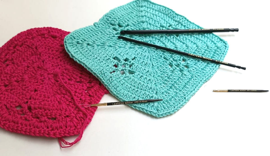 How to Crochet a Classic Granny Square