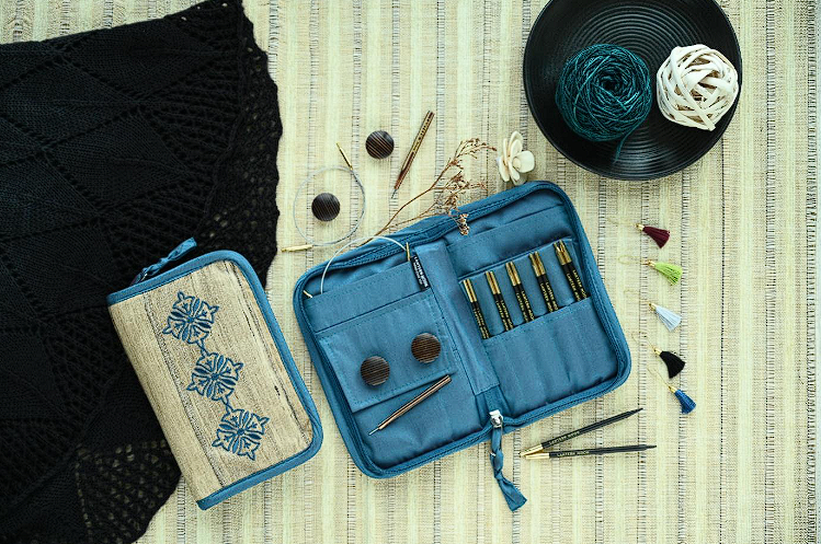 Knitting Decreases: How to Purl Two Stitches Together (P2TOG)