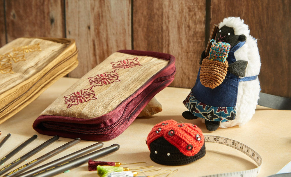 Which is more popular for beginners, knitting or crocheting? 