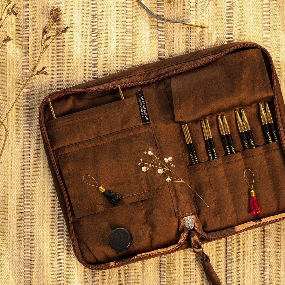 
                  
                    Heritage Interchangeable Needle Set 4"
                  
                